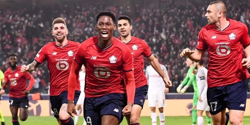 Lille vs Freiburg đang có phong độ trái ngược